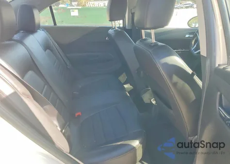 2016 Chevrolet Sonic Rs z USA, uszkodzony, nr VIN 1G1JG5SB4G4111030